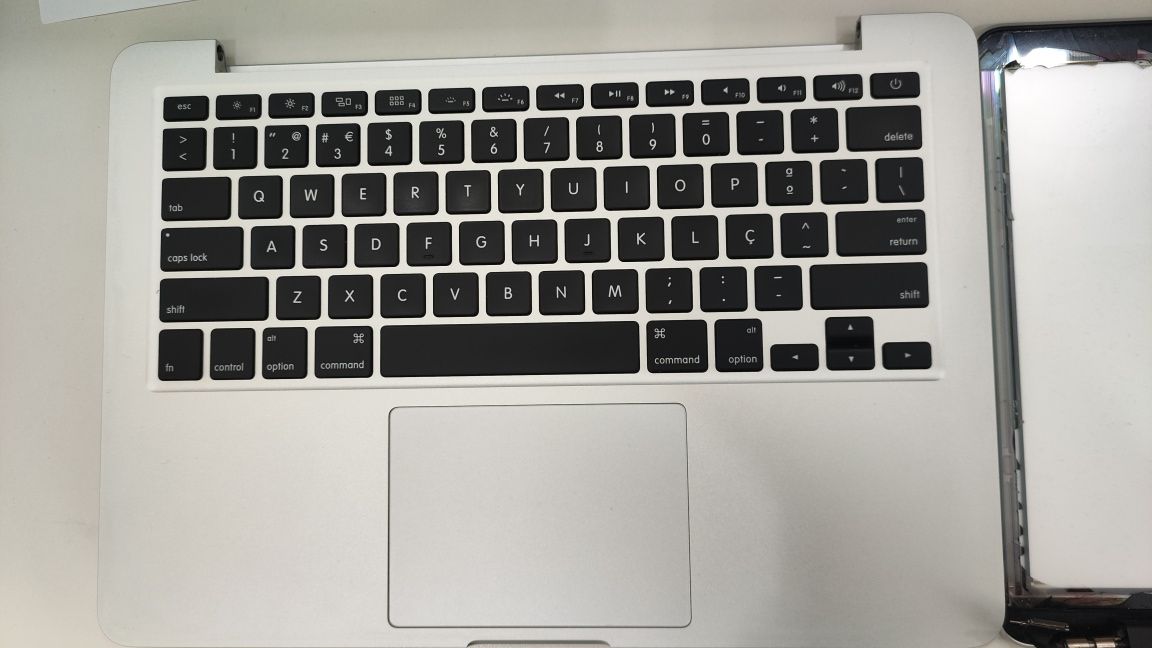 MacBook Pro 13"- QWERTY - Inglês