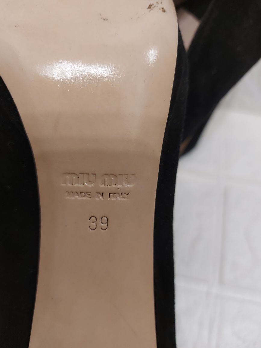 Miu miu czółenka skórzane r.39