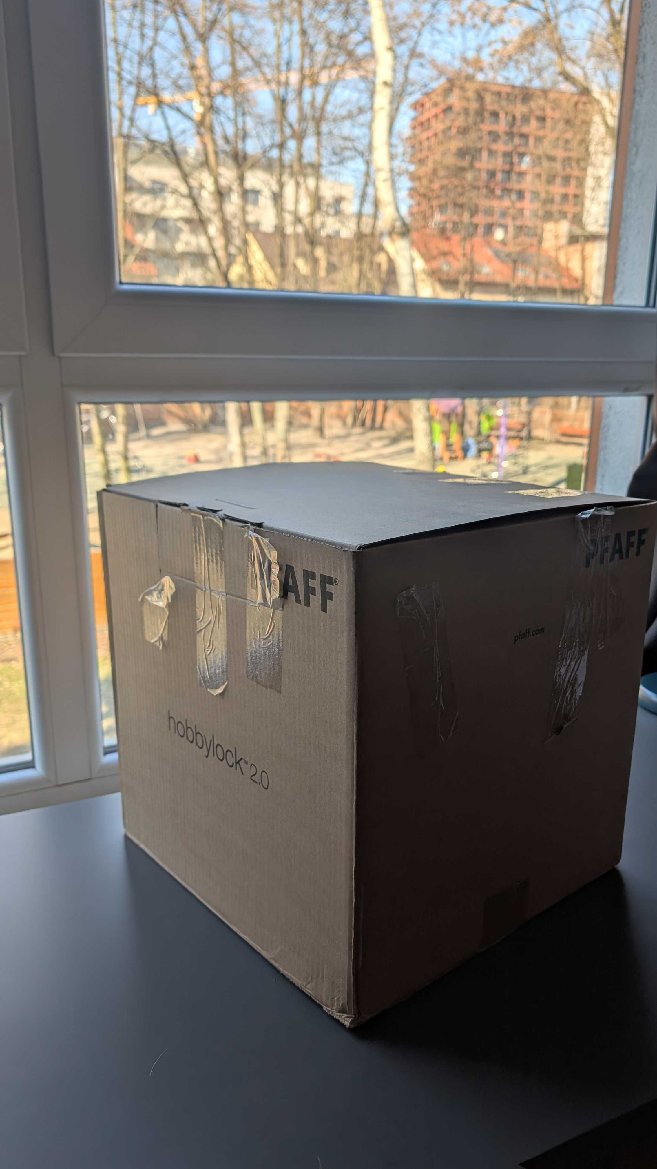 Overlock (oczyszczarka) PFAFF Hobbylock 2.0 – jak nowy!