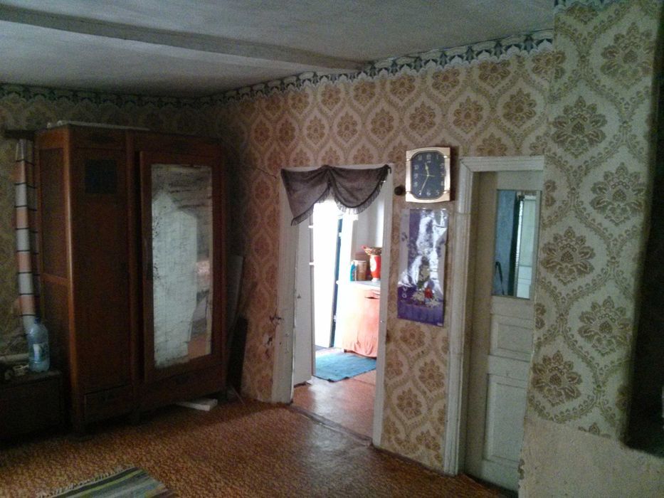 Продам дві зареєстровані ділянки землі