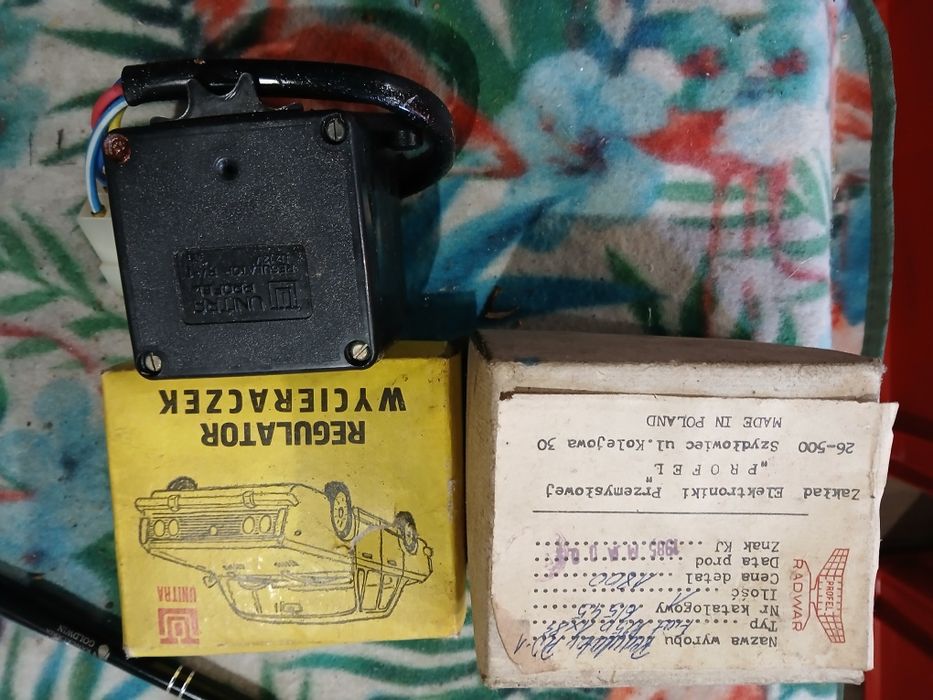 Regulator pracy wycieraczek do fiata 125p