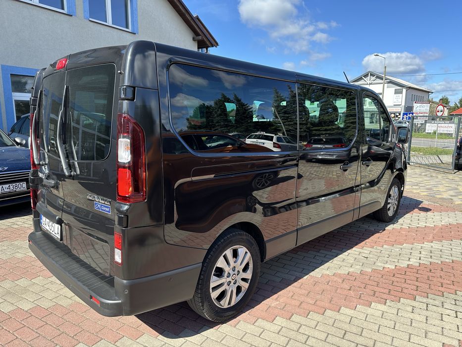Wynajem Bus 9- osobowy. Renault Trafic 2,0 Dci Moc 150 KM. 2024 rok