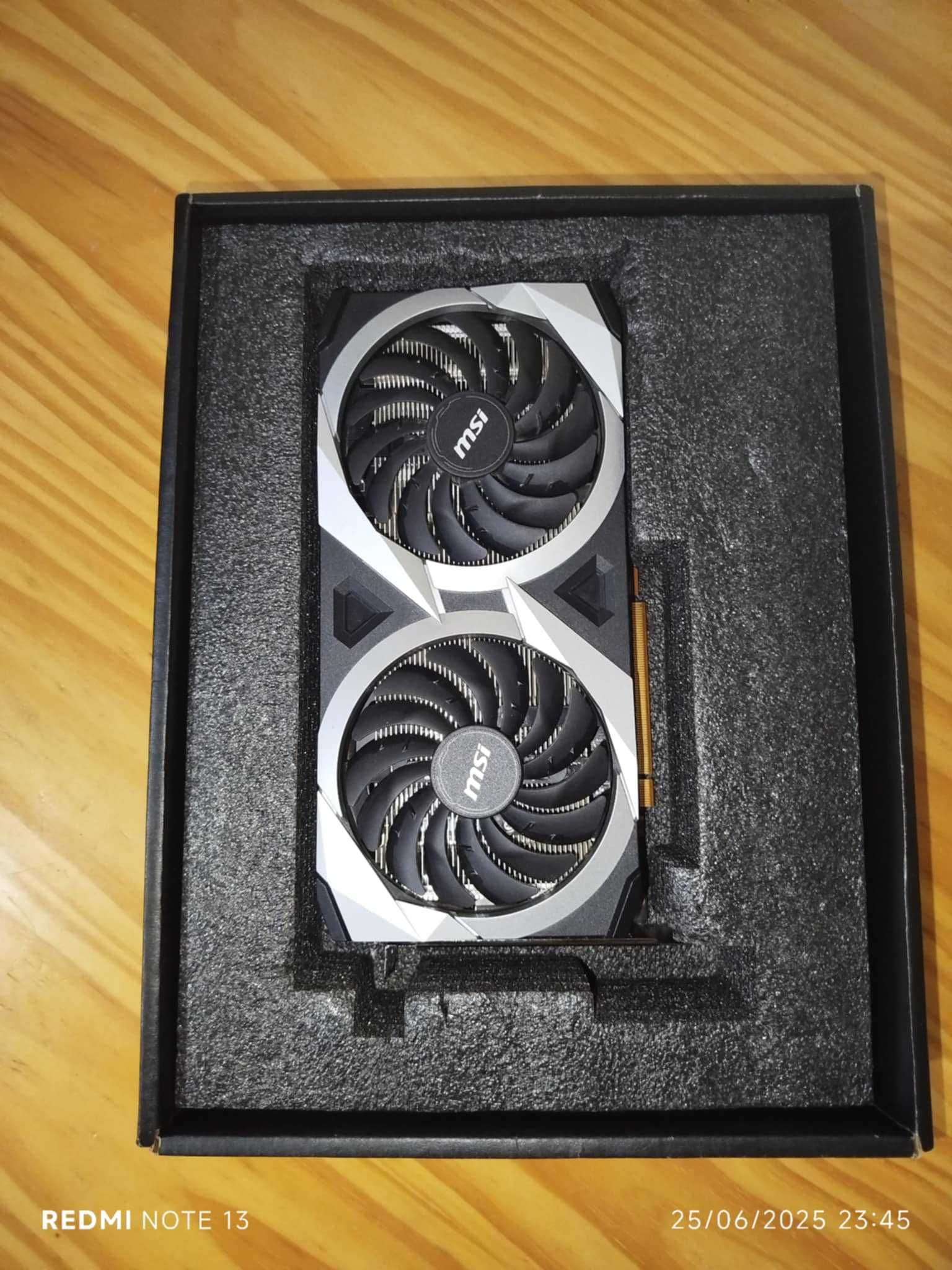 Placa Gráfica RX 6700 XT 12 GB