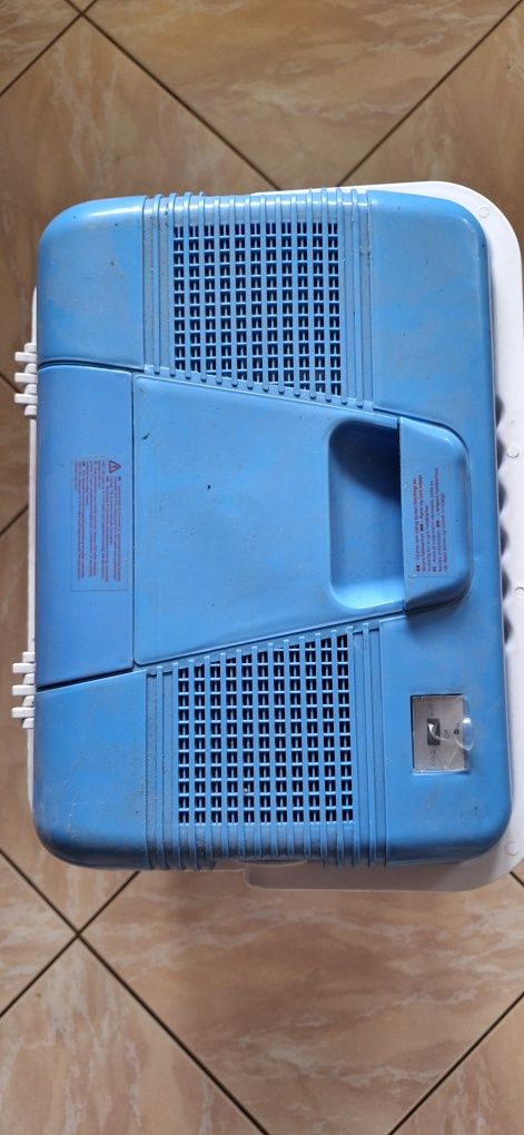 Lodówka samochodowa 24l