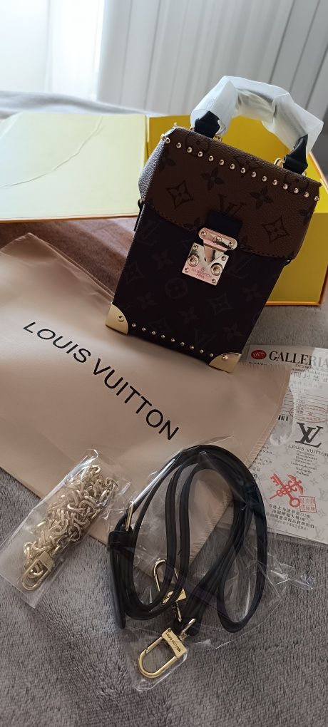 Сумка Louis Vuitton з документами, коробка,пильник