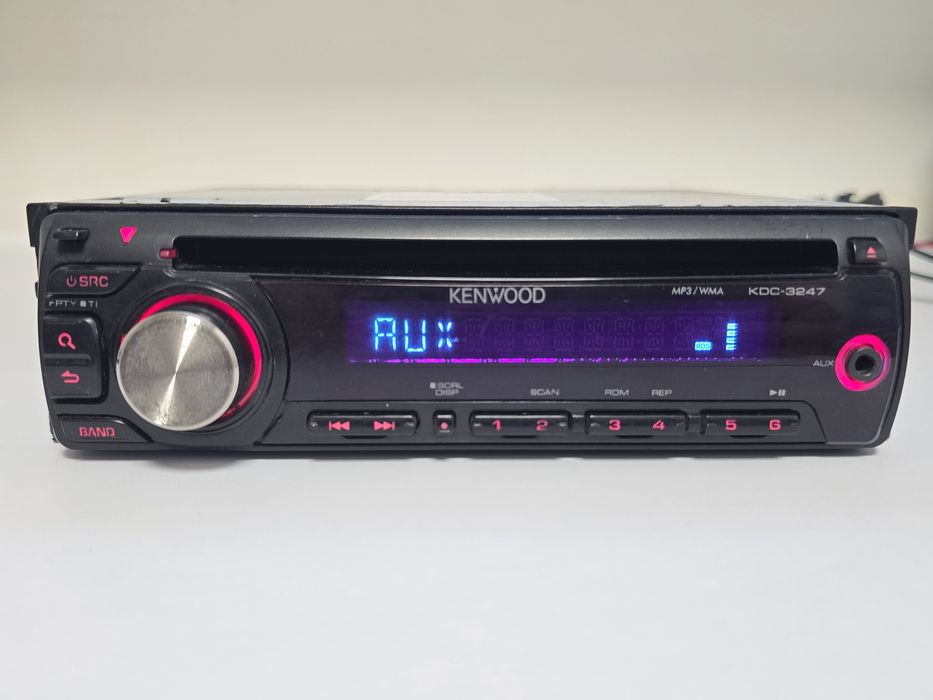 Radio samochodowe Kenwood KDC3247 4X50 AUX CD MP3