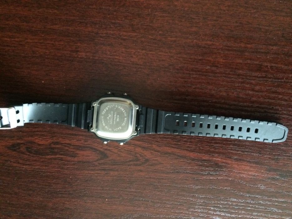 Годинник наручний