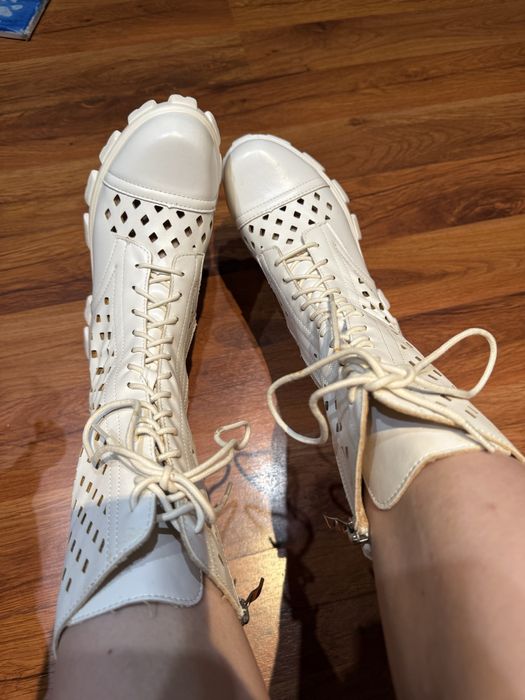 Ботинки без дефектов