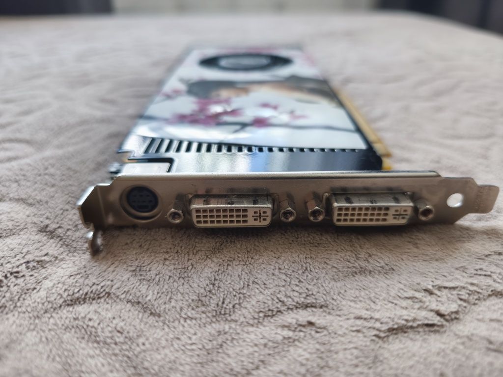 Видеокарта ASUS GeForce 9600GT 1GB (EN9600GT)