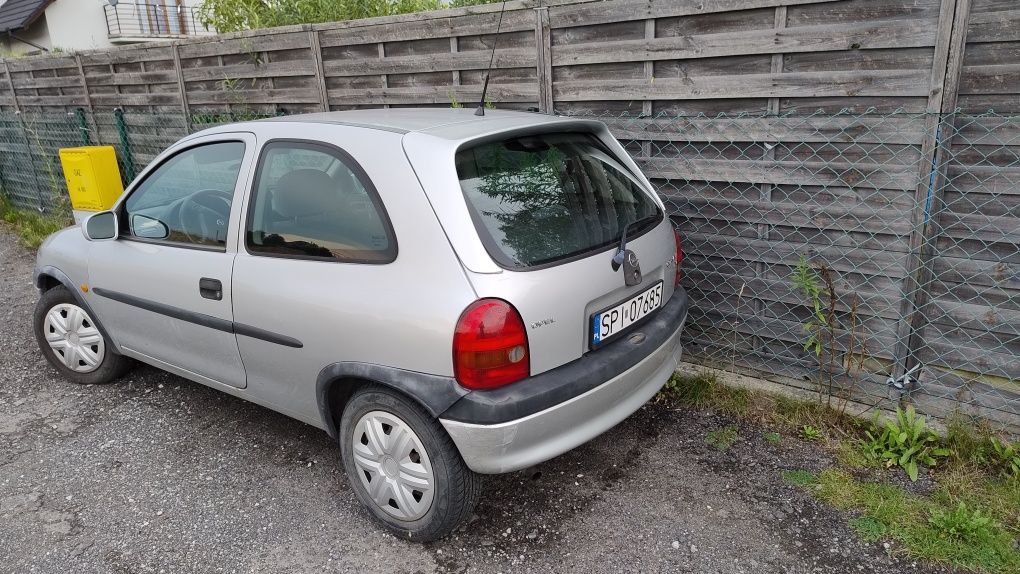 Opel Corsa B 1.2 16v