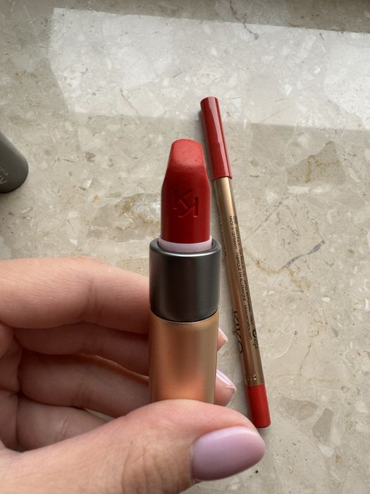 Помада і олівець для губ Kiko