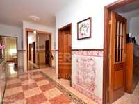 Apartamento T3 com varanda