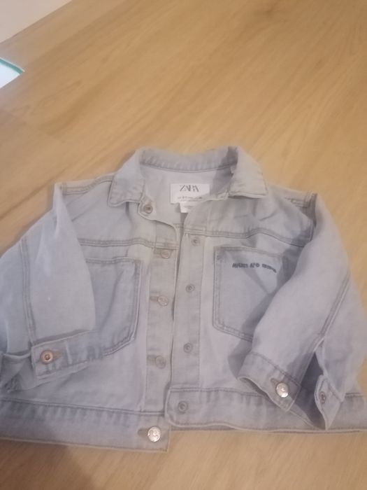 Kurtka jeansowa.   .