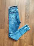 Spodnie jeansy Reserved 36 marmurek slim