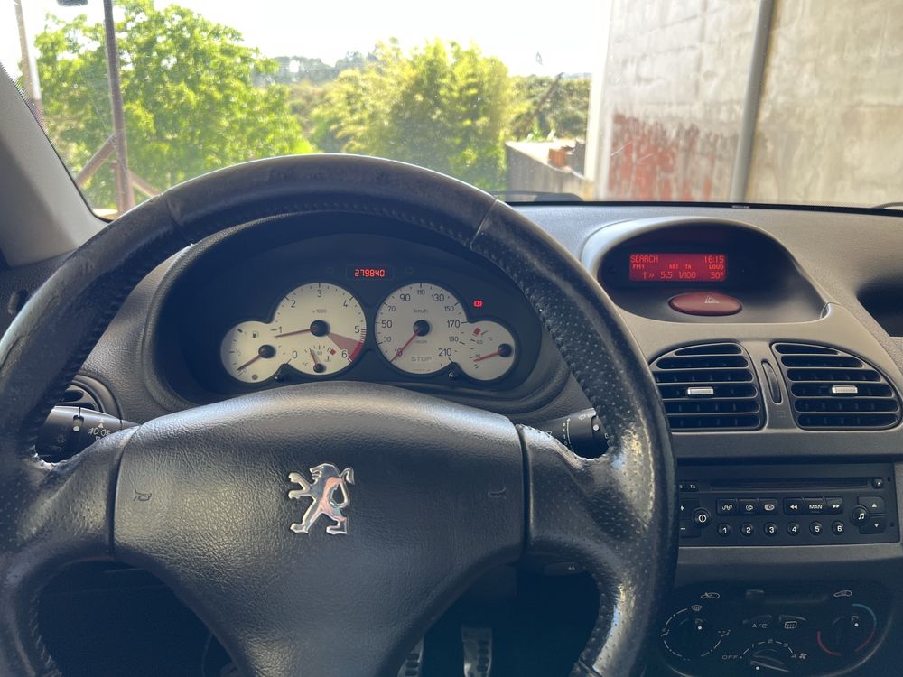 Peugeot 206 2.0 HDI Versão XS (RESERVADO]