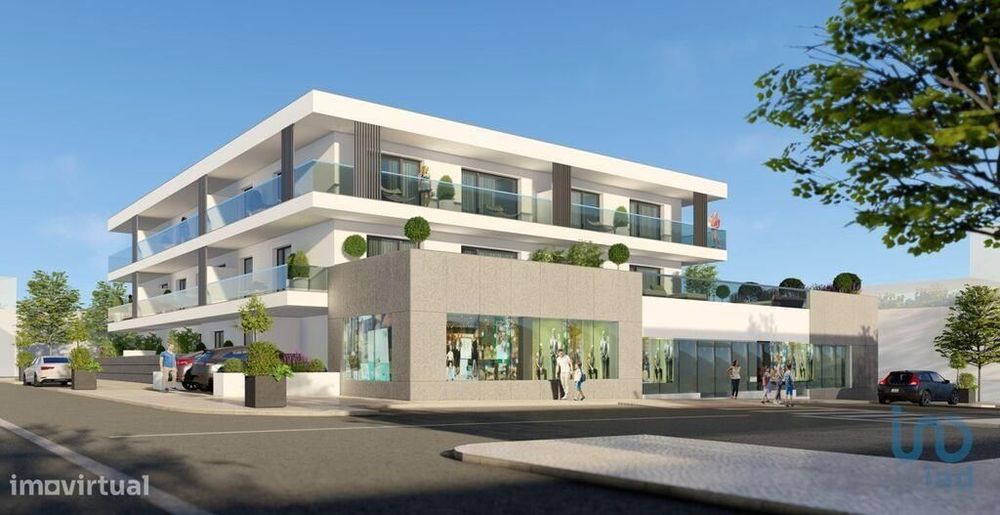 Loja / Estabelecimento Comercial T3 em Ferrel de 70,00 m2