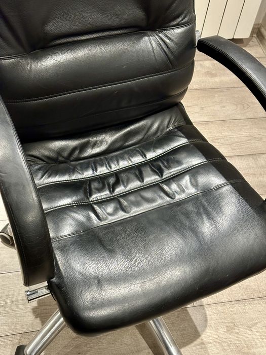 Fotel biurowy Linea NOWY STYL skóra