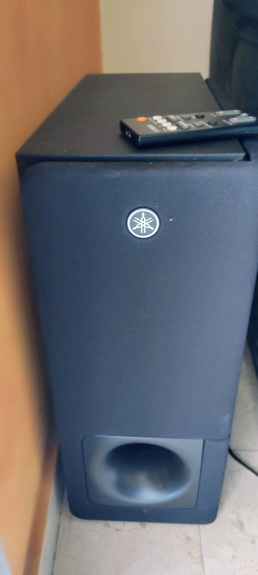 Soundbar YAMAHA YAS-207 (5.1 - 200 W - Subwoofer Sem Fios)