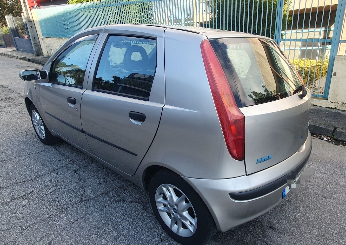 Fiat punto 1.2 c/novo 98mil km n/Preço