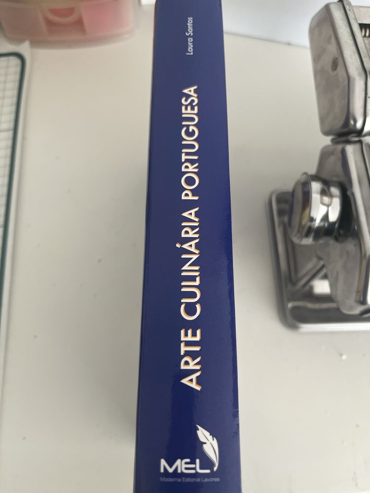Livro Arte Culinaria portuguesa
