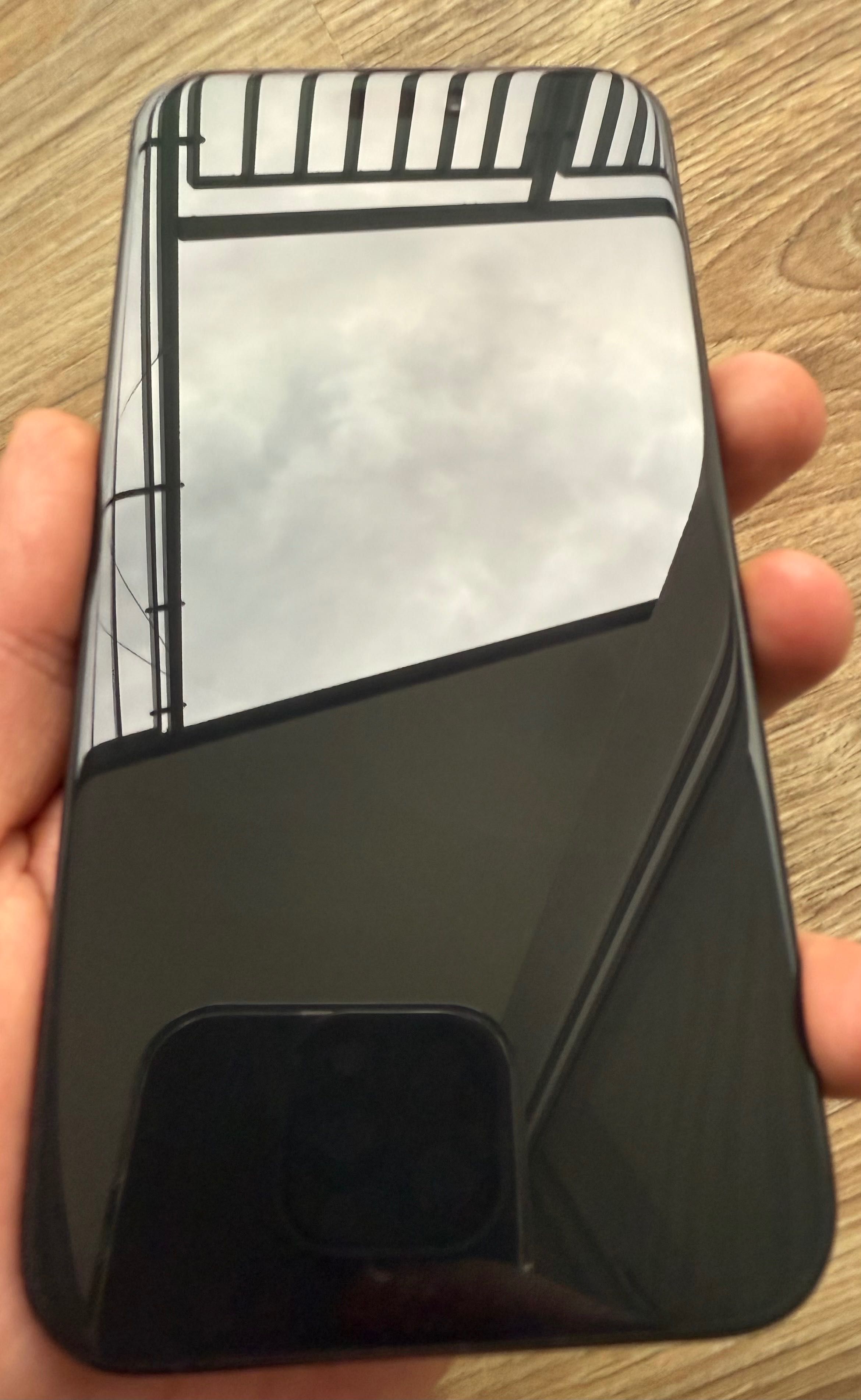 iPhone 15 pro max Black Titanium 256gb