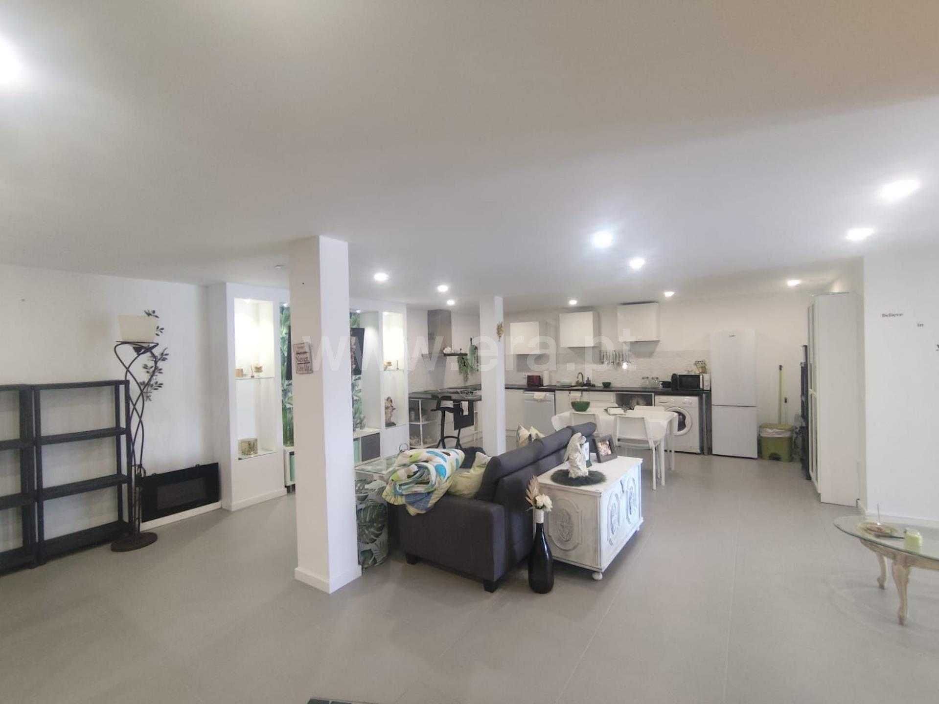 Moradia T4 de Luxo com Piscina