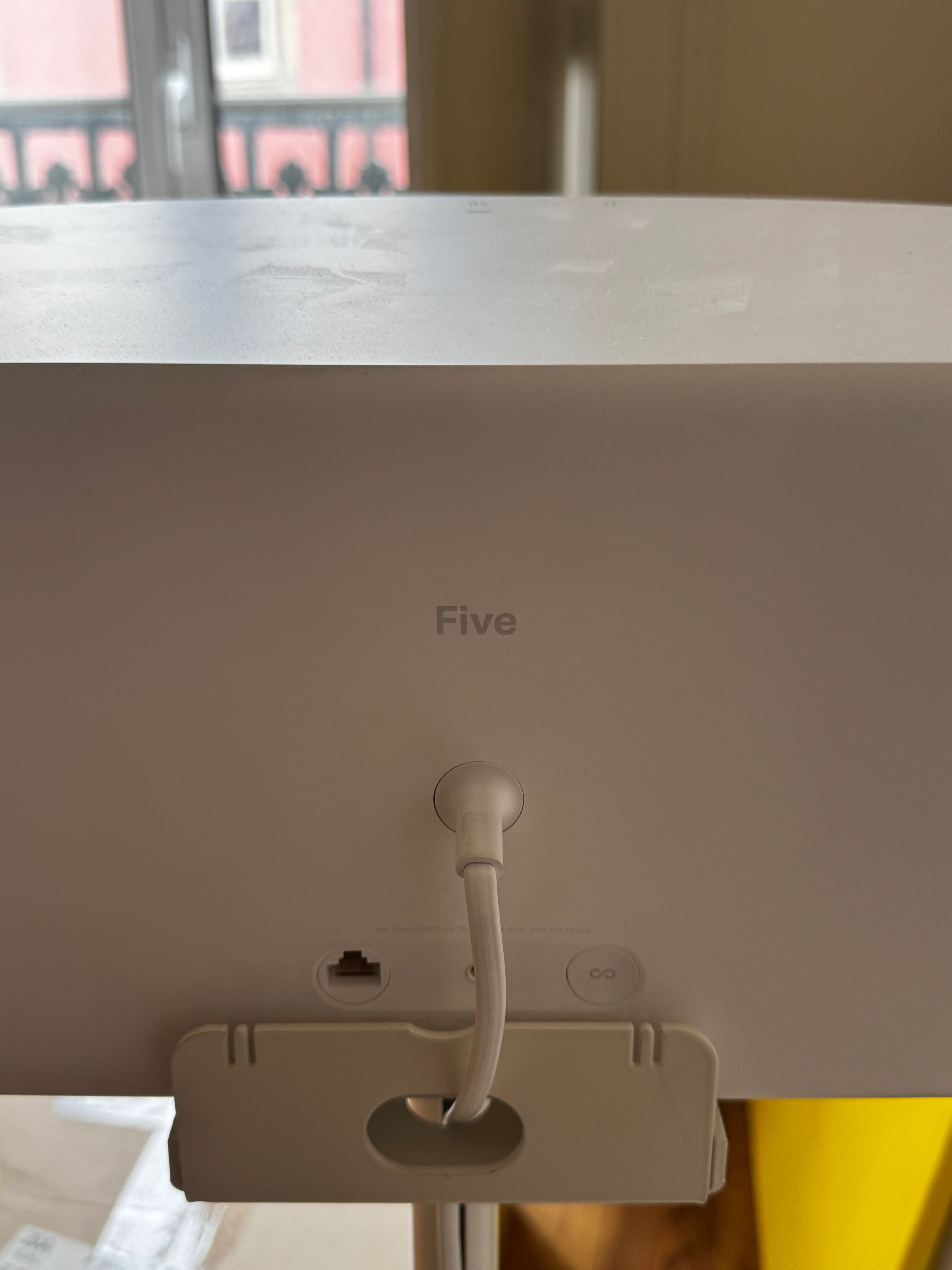 Sonos Five (Gen 2) Speaker w/ Flexson stand