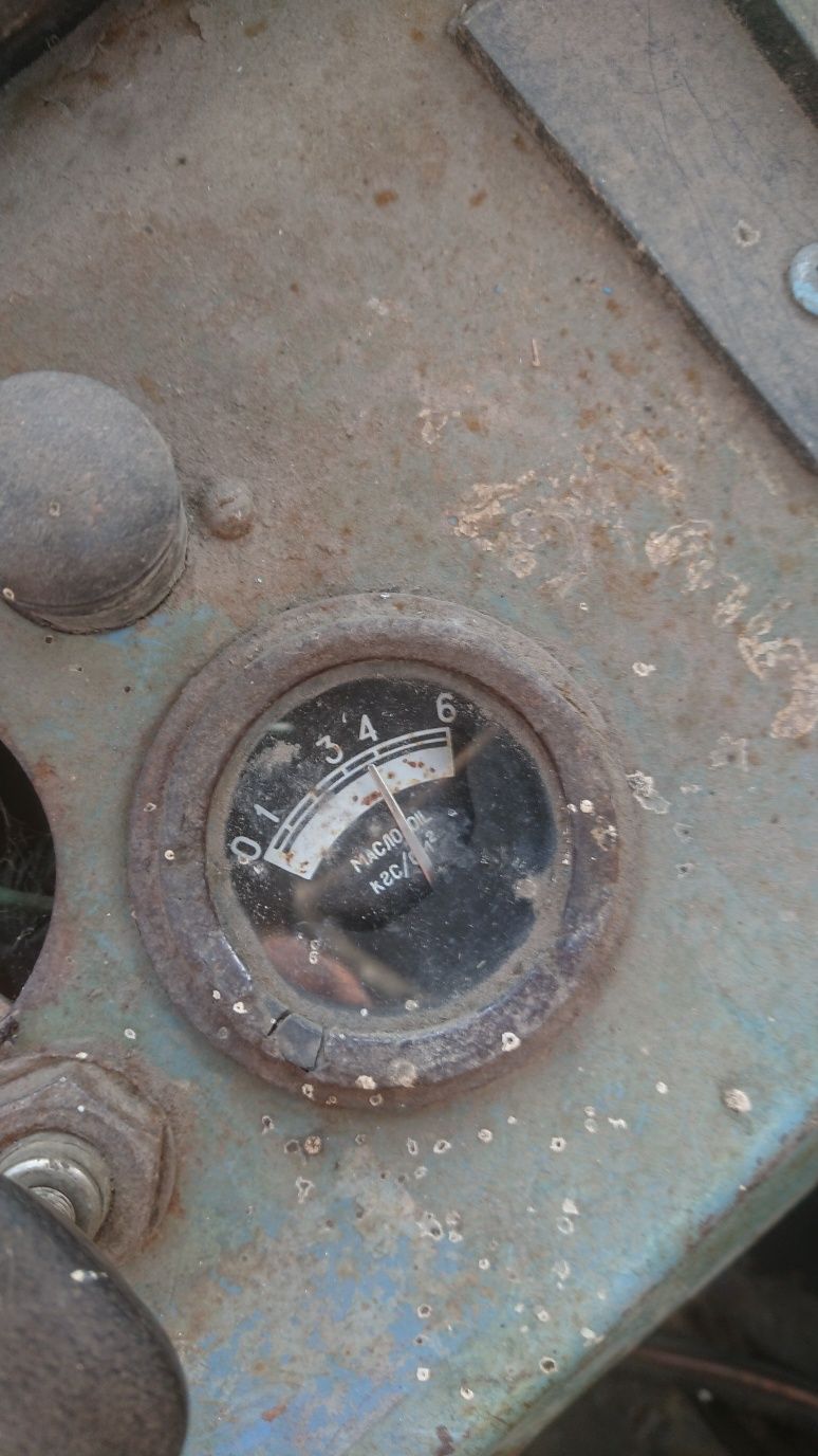 Т-40 трактор плуг культіватор прицеп