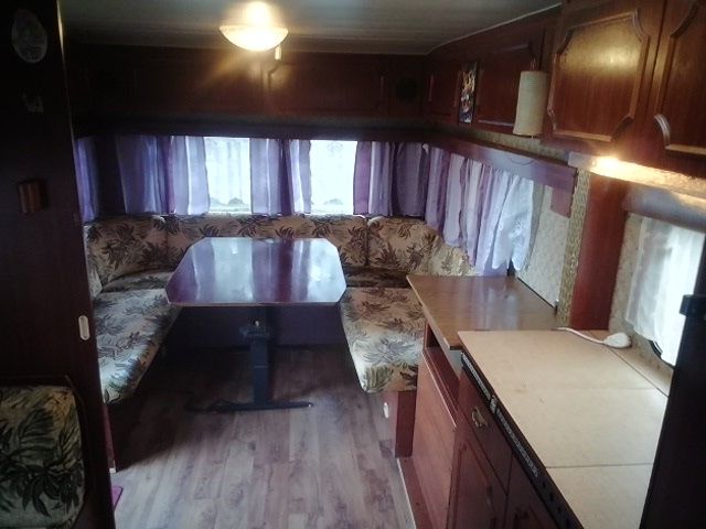 Pilnie sprzedam przyczepę kempingowa camping kamping cemping