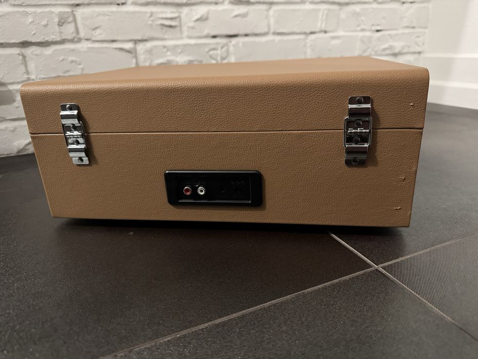 Програвач вінілу Crosley Voyager Tan