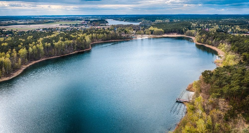 Domek letniskowy klimatyzowany z prywatnym łowiskiem nad jeziorem WiFi