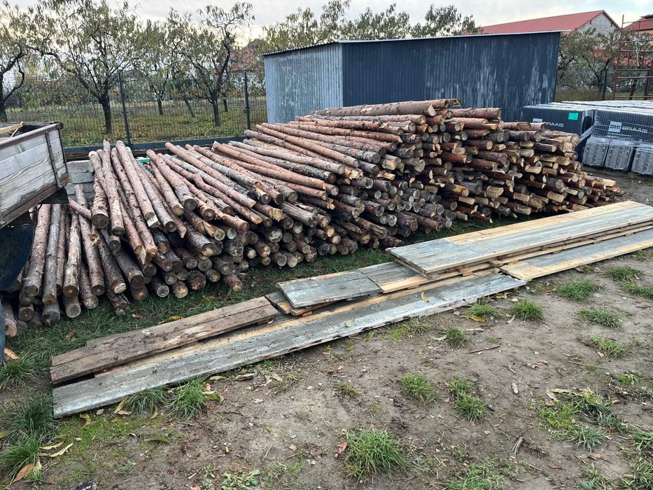 Stemple drewniane pod strop