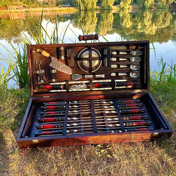 Оригинальный подарок папе или другу – шампура для шашлыка