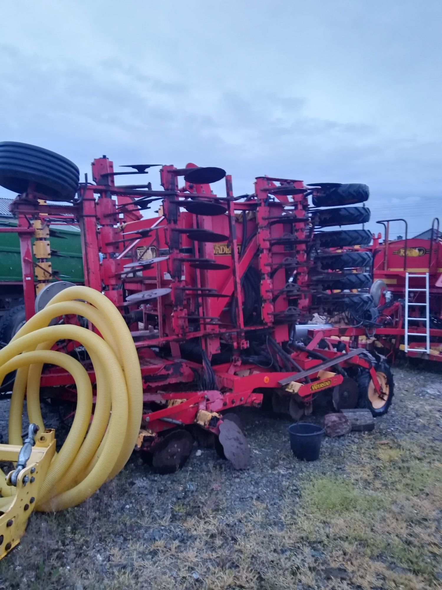 Siewnik vaderstad rapid 600f  redlice talerzowe