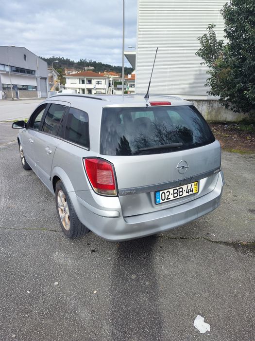 Vendo Opel Astra H 1.7 cdti Caravan Cosmo ( Motor Isuzu)