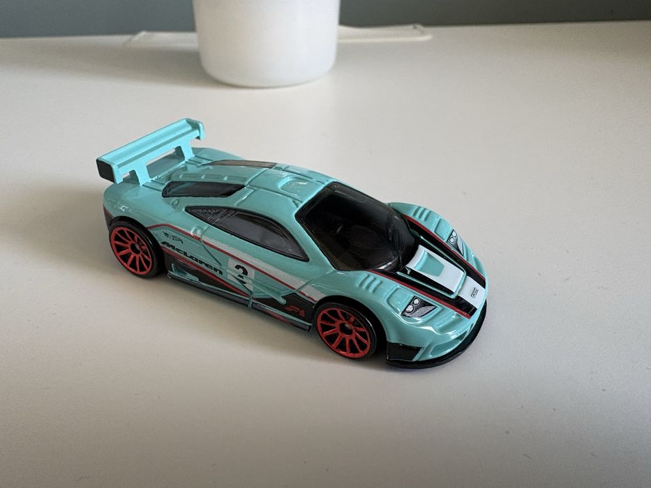 Mclaren F1 GTR Hot wheels supercars