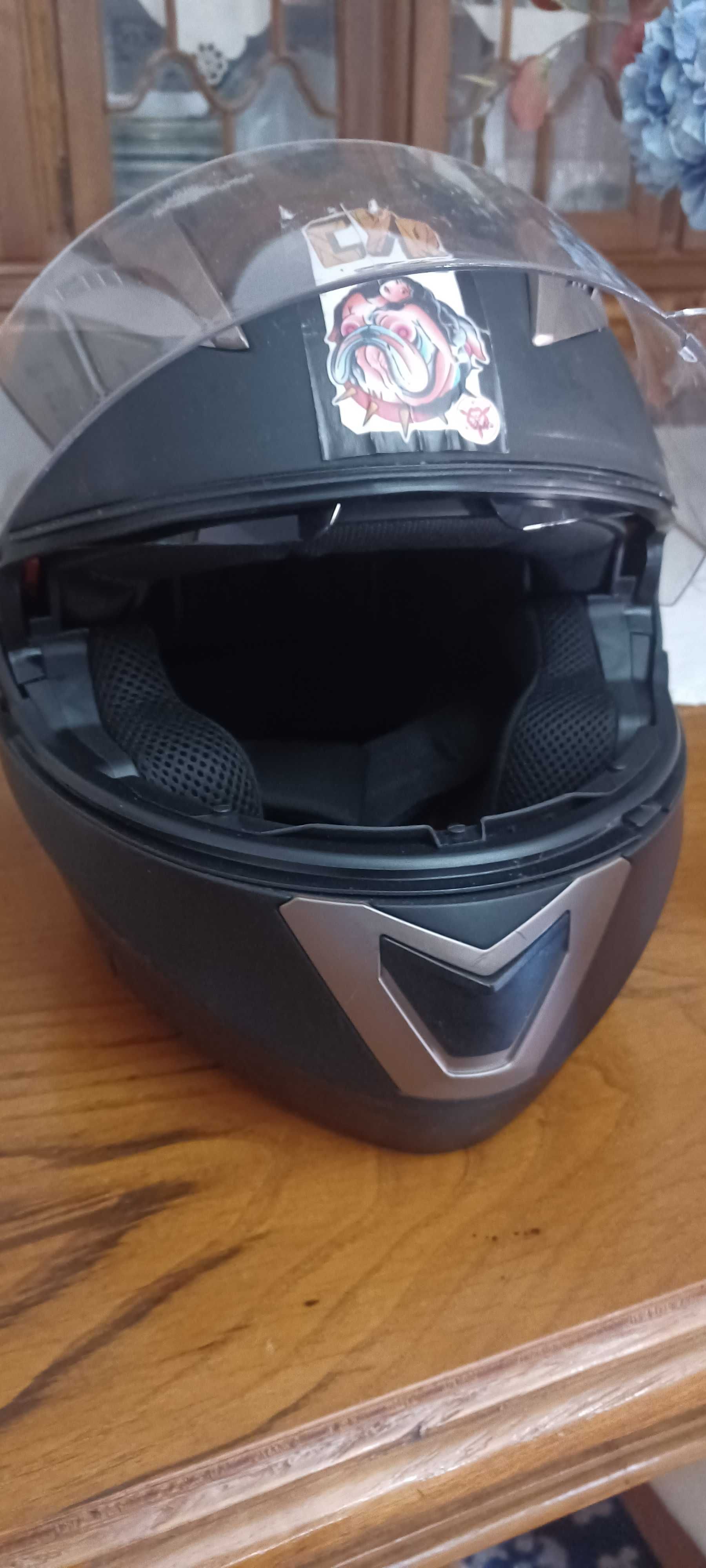 Capacete em óptimo estado