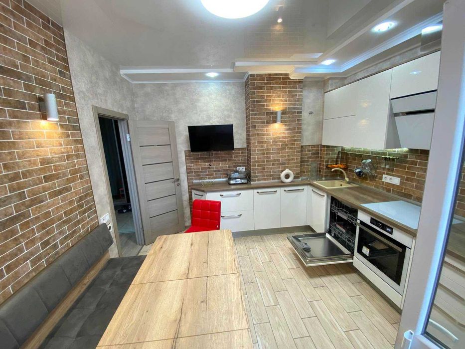 Сдается 3х ком, новый дом! Длительно!