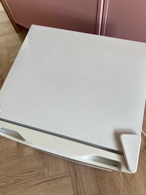 Lodówka Beko BK7725 – cicha, pojemna, w świetnym stanie!