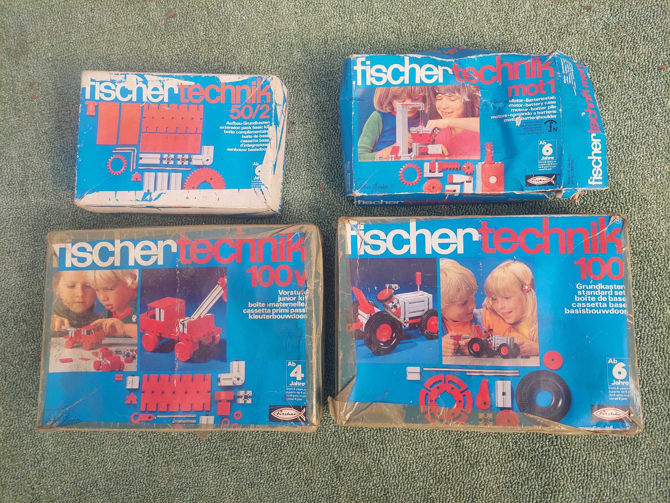 Caixas Fischertechnik: 100v, 50/2, 100 e mot1
de 1970