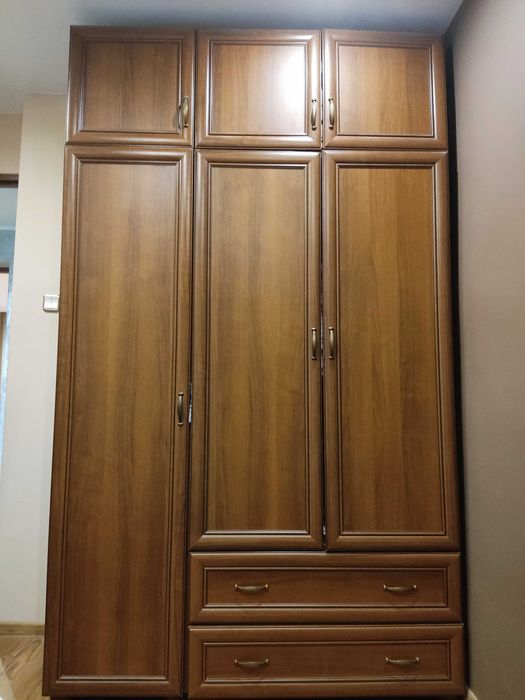 Szafa ubraniowa używana