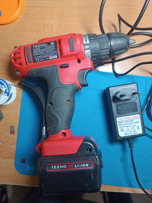 Шуруповерт TEENO USA
