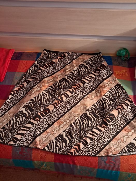 Sukienka midi zebra Bodyflirt zwierzęcy print