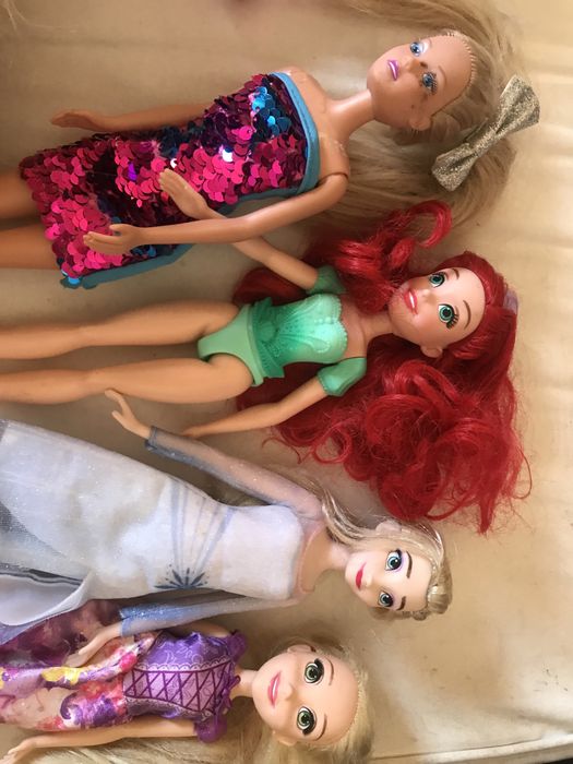 Bonecas Disney etc