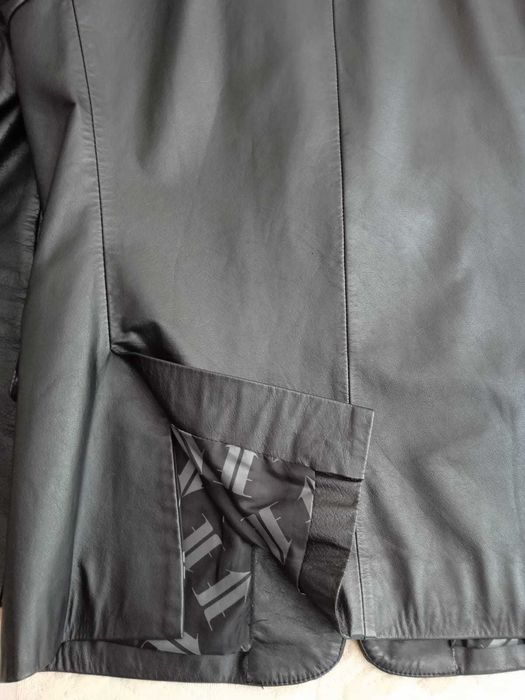 Пиджак из кожзаменителя