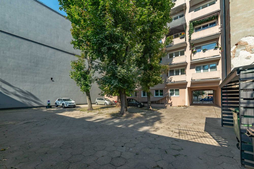 Garaż z miejscem na SUV-a i więcej | Więckowskiego 70 | zamknięty tere