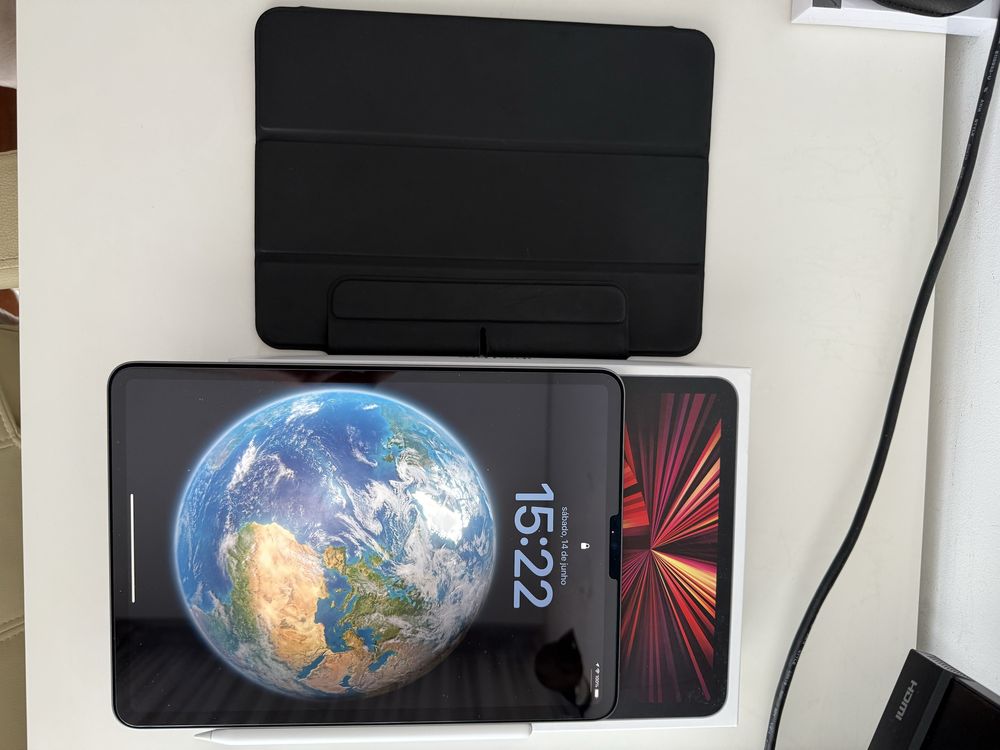 iPad Pro 11" M1 (3ª geração) - como novo + Apple Pencil (2ª geração)