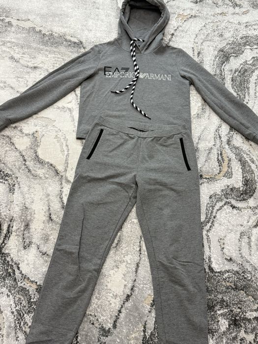 Спортивний костюм жіночій armani