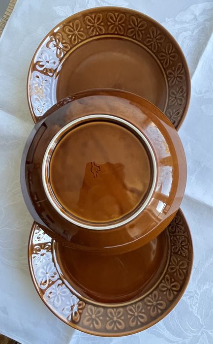 Porcelit Pruszków 3 głębokie talerze ze wzorem kokardki