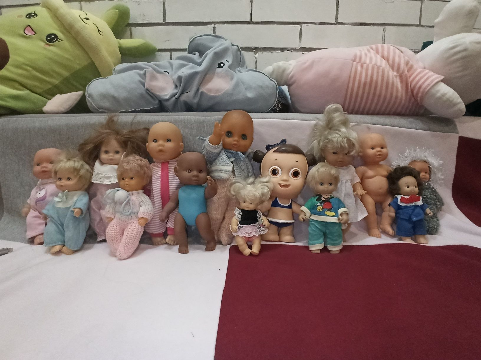 Маленький ляльки, пупс, кукла